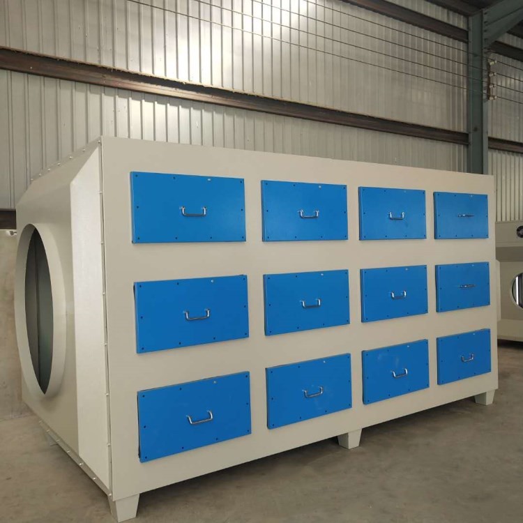 活性炭環(huán)保吸附箱 塑料拉絲顆粒車間廢氣異味環(huán)保凈化設備